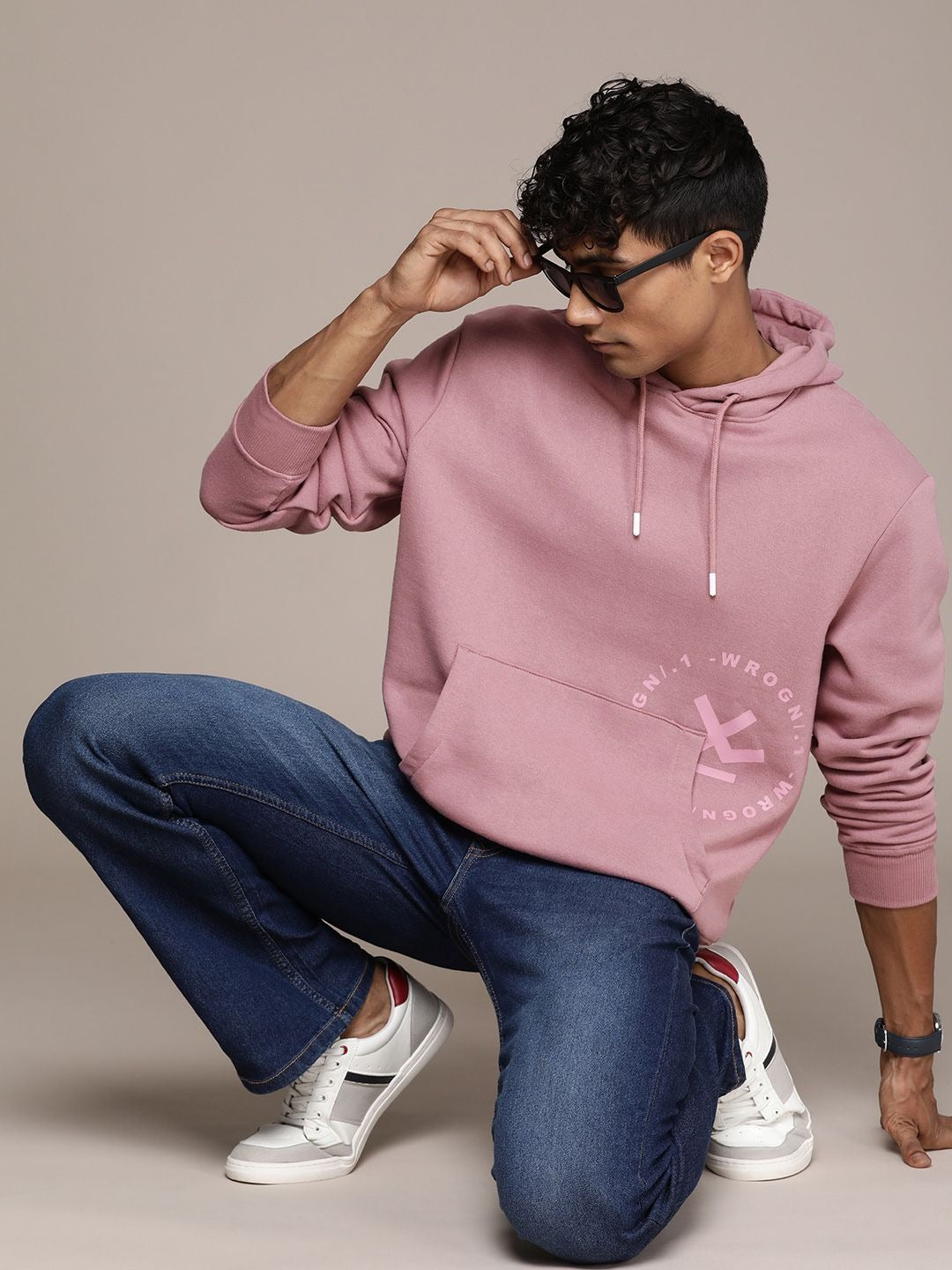 Men Oversized Hooded Sweatshirt – Casual Streetwear Hoodie for Men in Pakistan