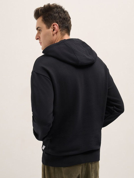 Men Printed Hooded Sweatshirt – Stylish Winter Hoodie for Men in Pakistan