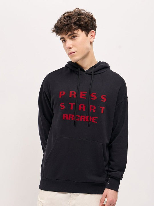 Men Hooded Pullover Sweatshirt – Comfortable & Stylish Winter Wear in Pakistan