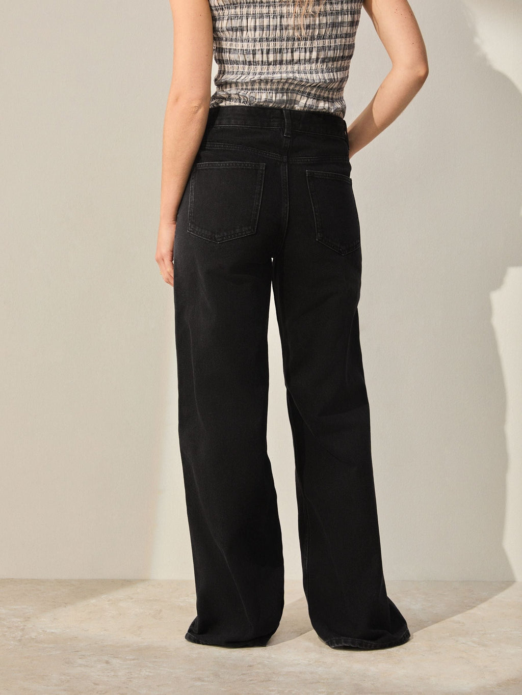 Women Black Wide Leg Jeans – Trendy High Waist Denim Pants for Pakistan | HB INDUSTRIES