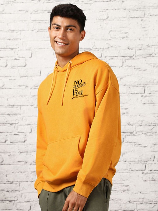 Men Hooded Sweatshirt – Comfortable Casual Winter Wear in Pakistan | DOCACCA