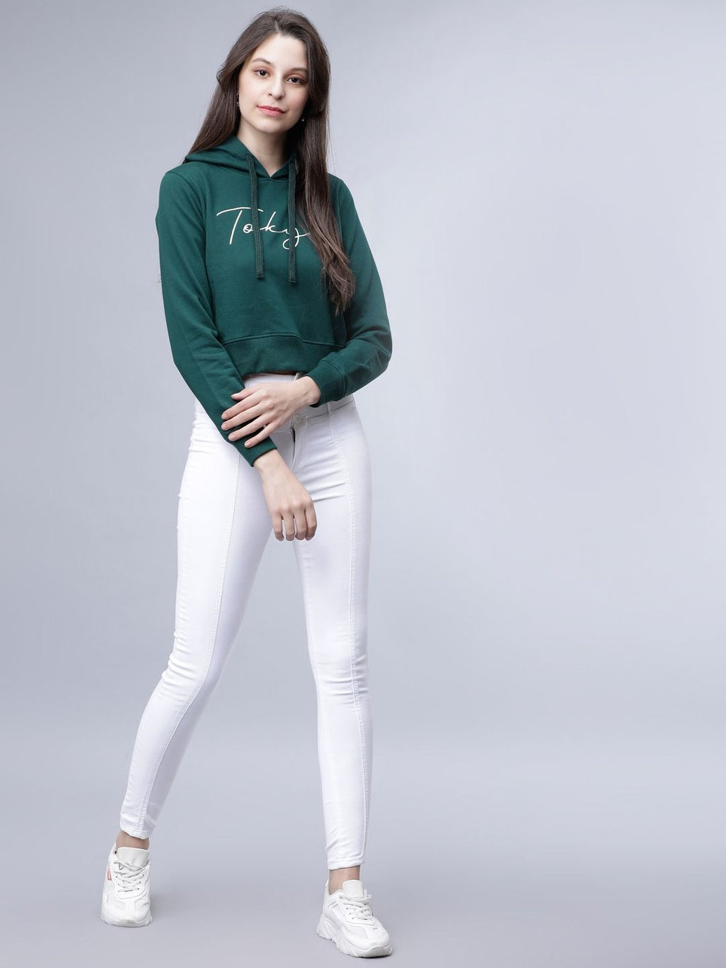 Women Green Printed Hooded Olive Green Hoodie – Stylish Winter Wear in Pakistan | DOCACCA