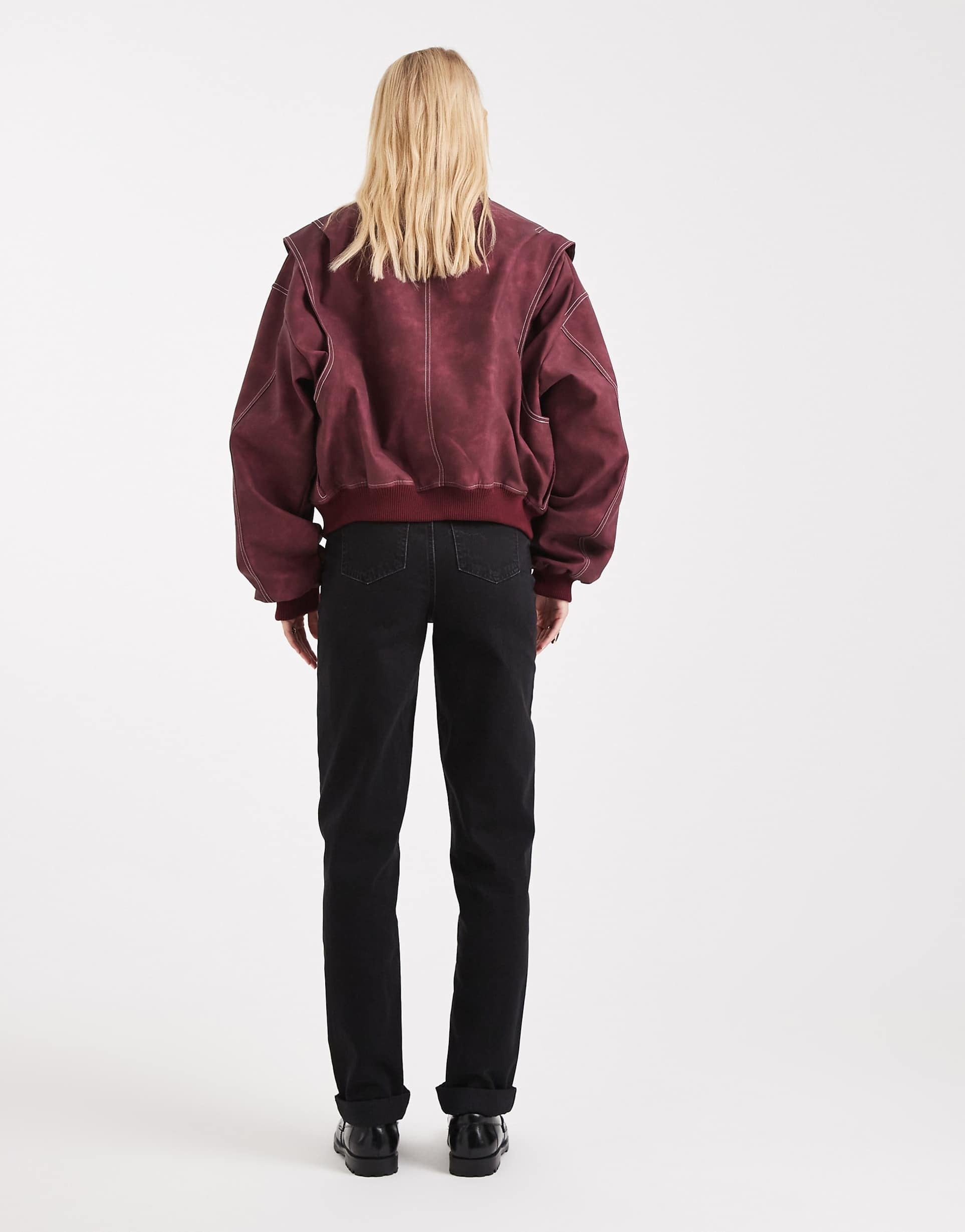 Slim Mom Jeans in Black – Trendy High-Waist Denim for Women in Pakistan | DOCACCA