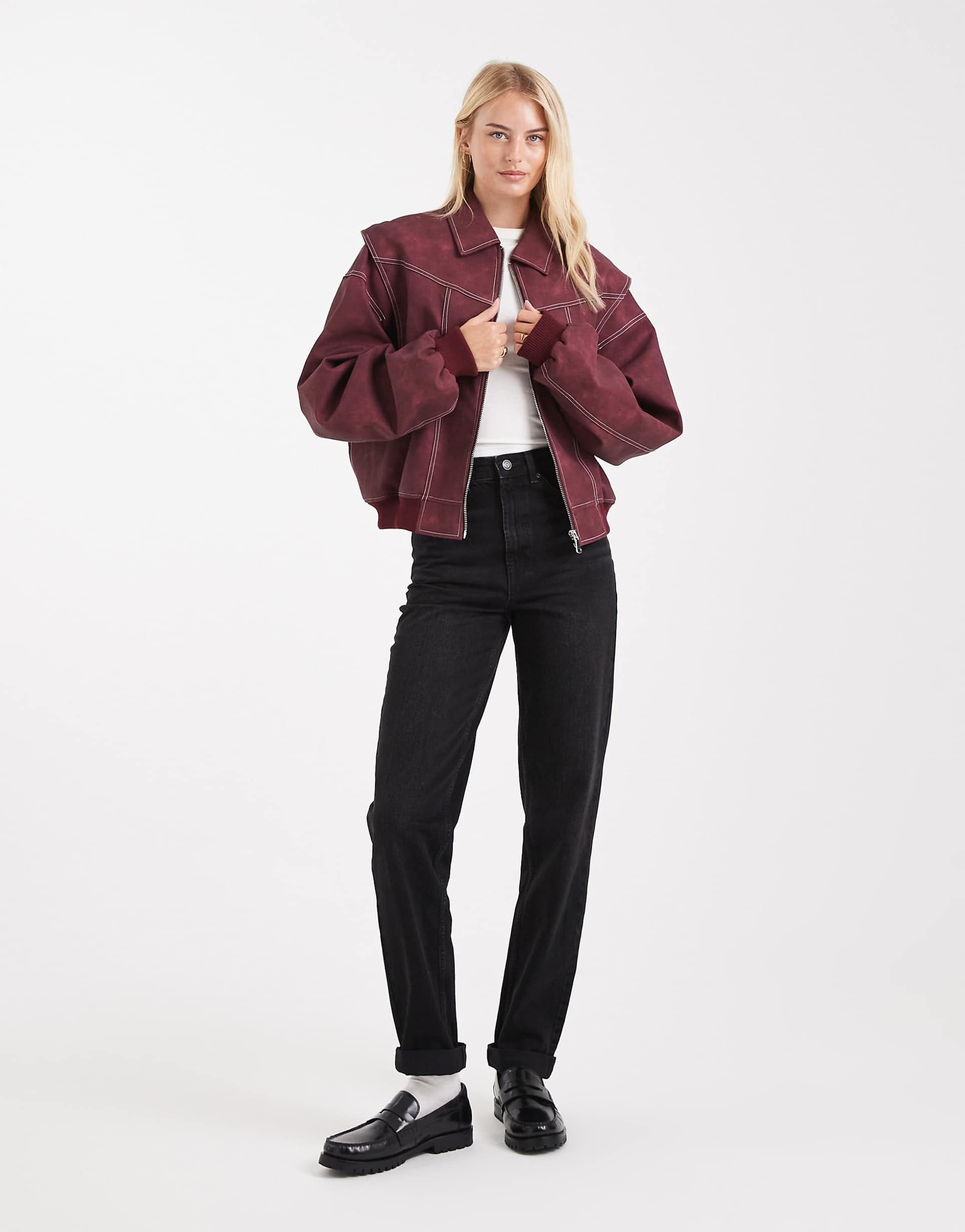 Slim Mom Jeans in Black – Trendy High-Waist Denim for Women in Pakistan | DOCACCA