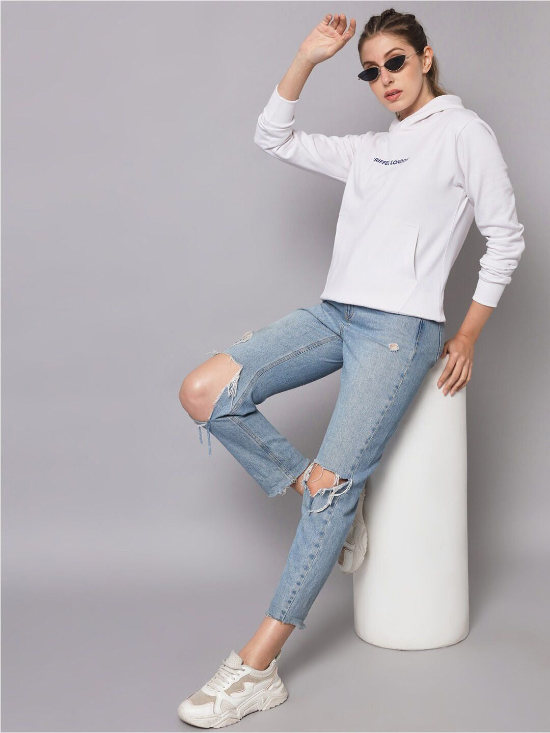 Women Hooded Fleece White Hoodie – Cozy Winter Wear in Pakistan | HB INDUSTRIES