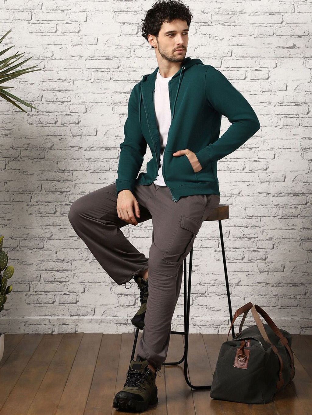 Men Zipper Hooded Sweatshirt – Cotton Fleece Full-Zip Hoodie for Men in Pakistan | DOCACCA