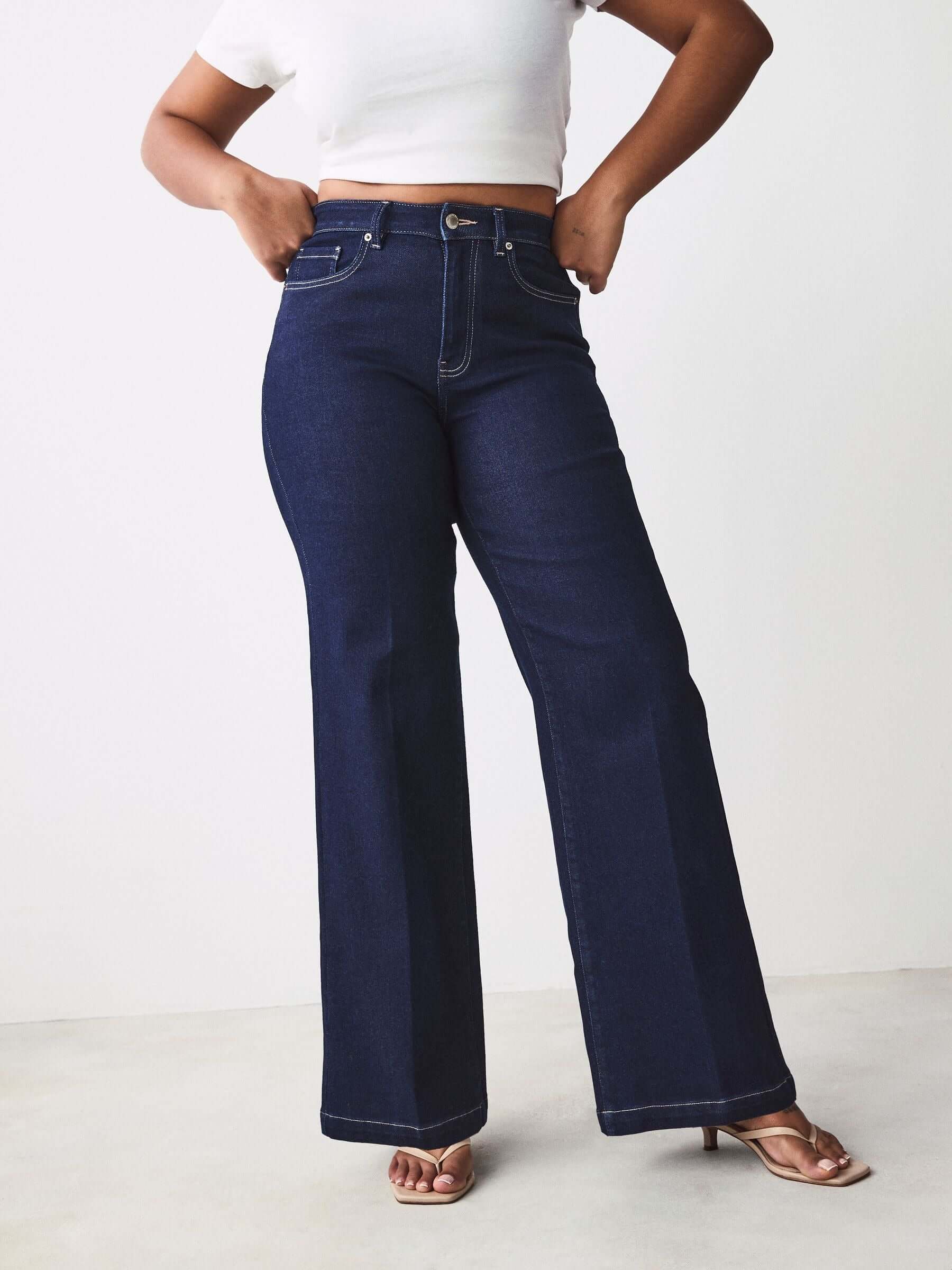 Women Rinse Hourglass Wide Leg Jeans – Trendy High-Waisted Cotton Denim for Pakistan | HB INDUSTRIES