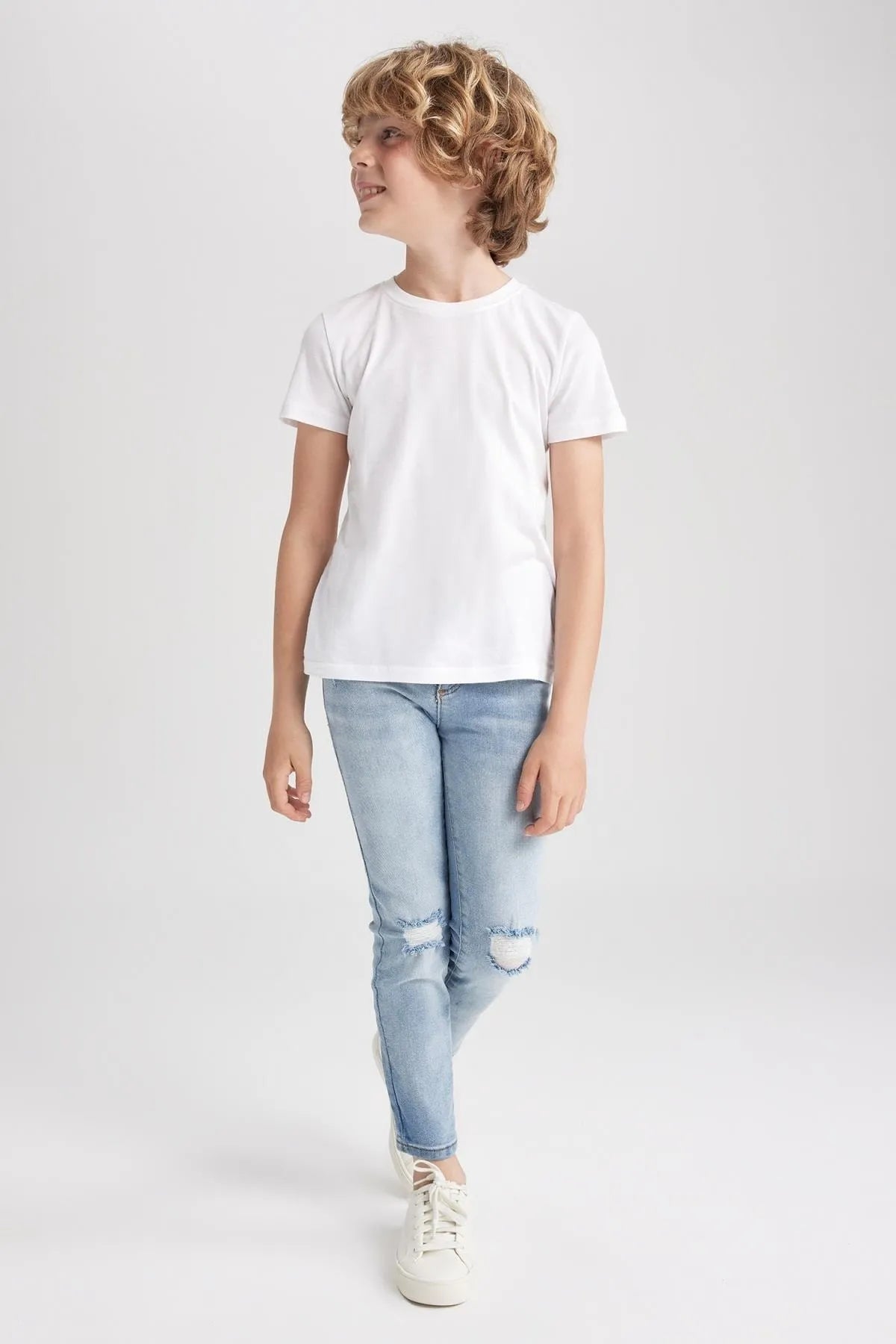 Boy Child Slim Fit Ripped Detailed Straight Leg Jeans - HB INDUSTRIES - Boys Jeans - 