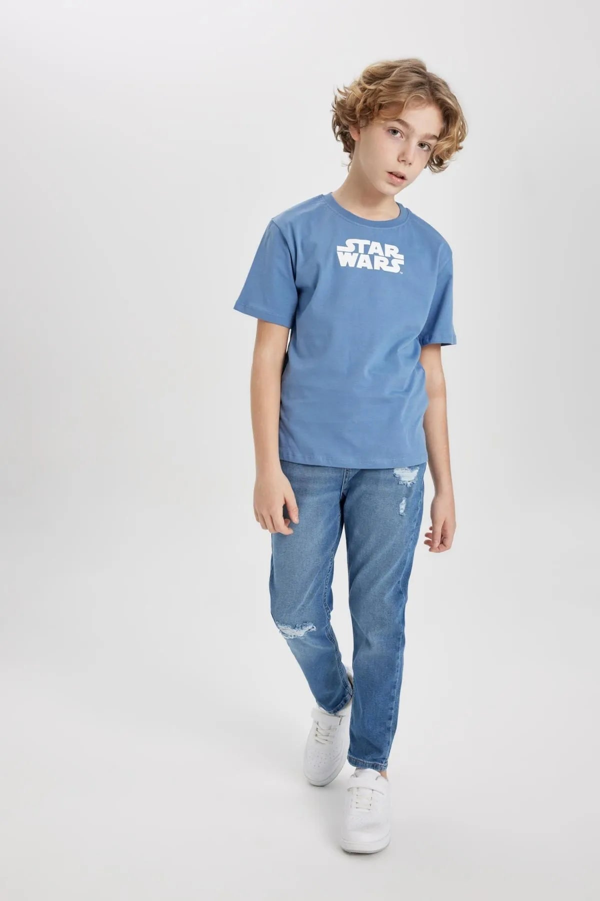 Boy's Carrot Fit Ripped Detailed Straight Leg Jean - HB INDUSTRIES - Boys Jeans - 