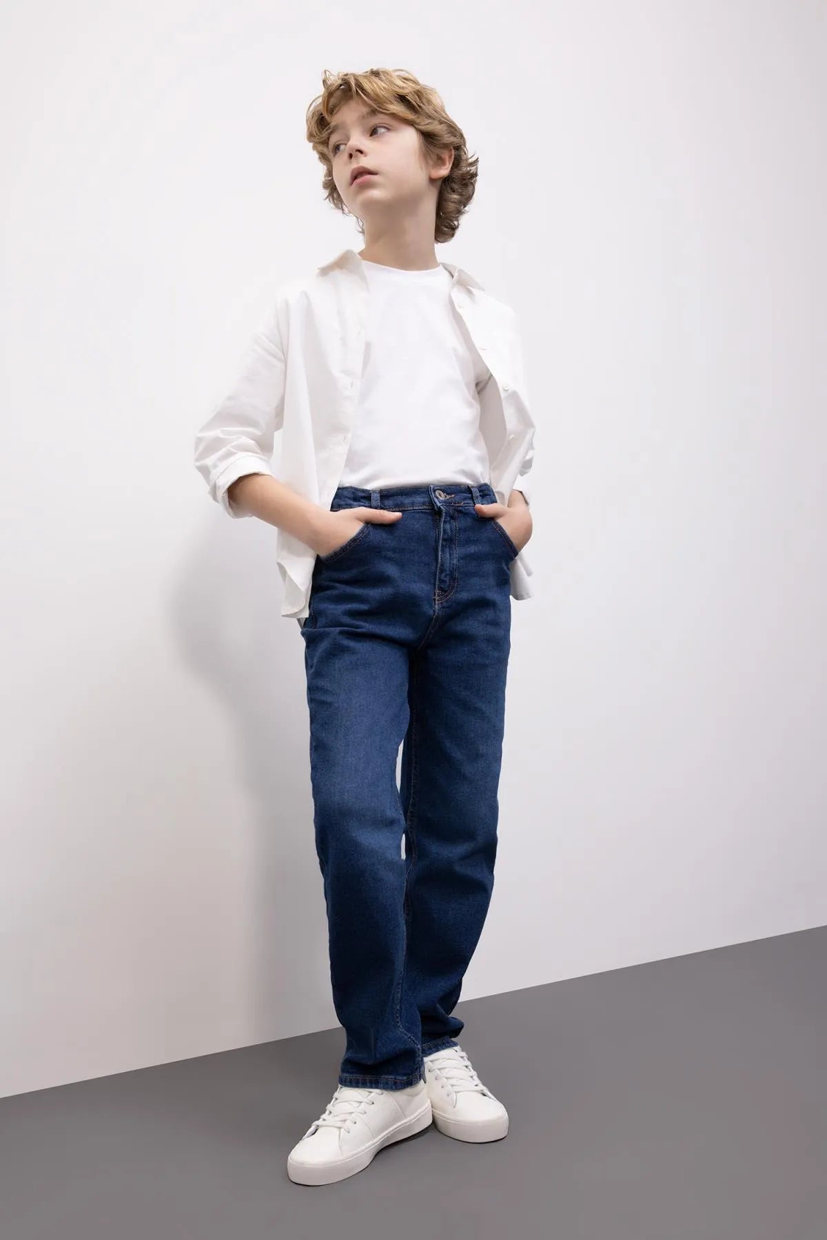 Boy's Straight Fit Straight Leg Jeans - HB INDUSTRIES - Boys Jeans - 