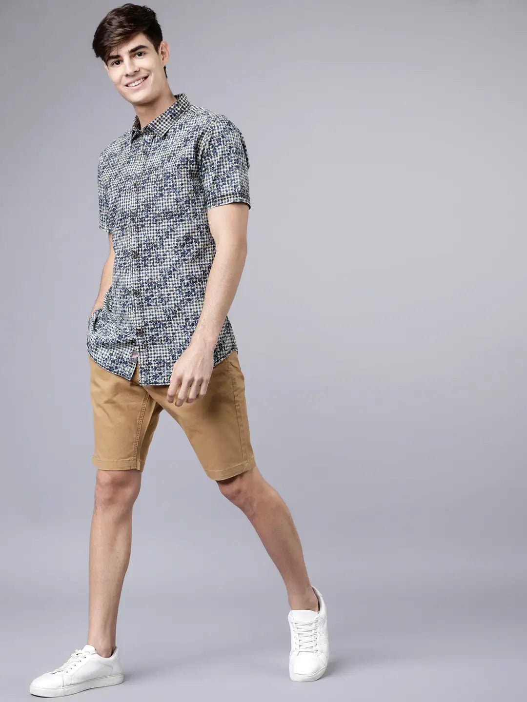 Men Khaki Solid Slim Fit Regular Shorts - HB INDUSTRIES - Shorts - 