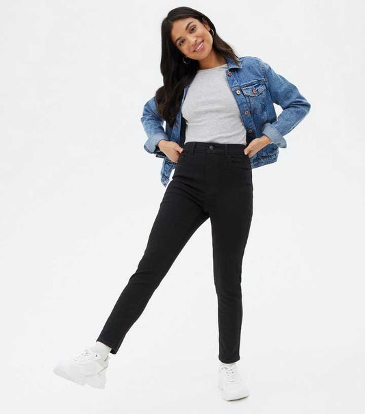 Petite Black Dark Wash Lift & Shape Jenna Skinny Jeans - HB INDUSTRIES - Jeans - 