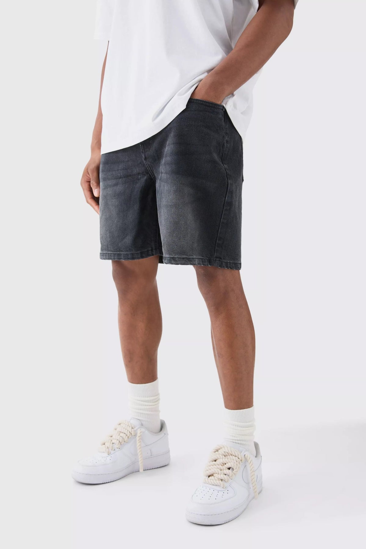 Relaxed Rigid Denim Shorts In Charcoal - HB INDUSTRIES - Shorts - 